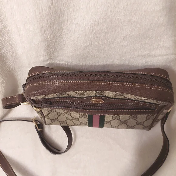 Vintage Gucci Bag - Picture 5 of 13